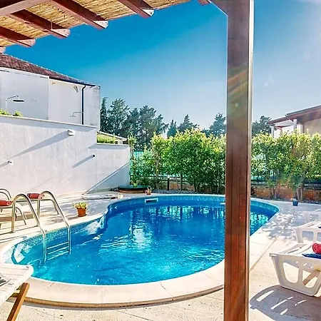 Beautiful With Spacious Terrace And Private Swimming Pool, On The Croatian Island Of Hvar 3*
