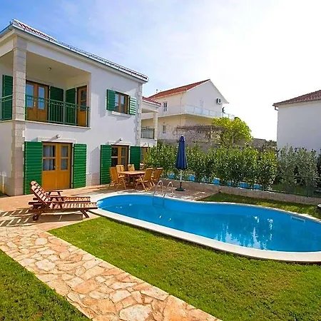 Beautiful With Spacious Terrace And Private Swimming Pool, On The Croatian Island Of Hvar Hotel 3*