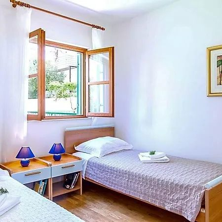 Beautiful With Spacious Terrace And Private Swimming Pool, On The Croatian Island Of Hvar 3*