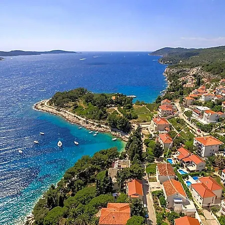 Hotel Beautiful With Spacious Terrace And Private Swimming Pool, On The Croatian Island Of Hvar 3*